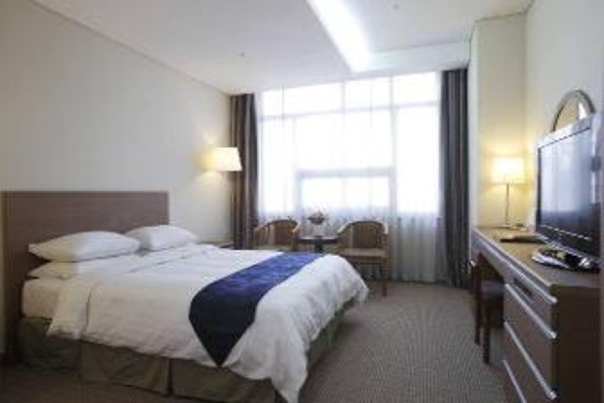 Ramada By Wyndham Dongtan Hotel Hwaseong Exterior photo